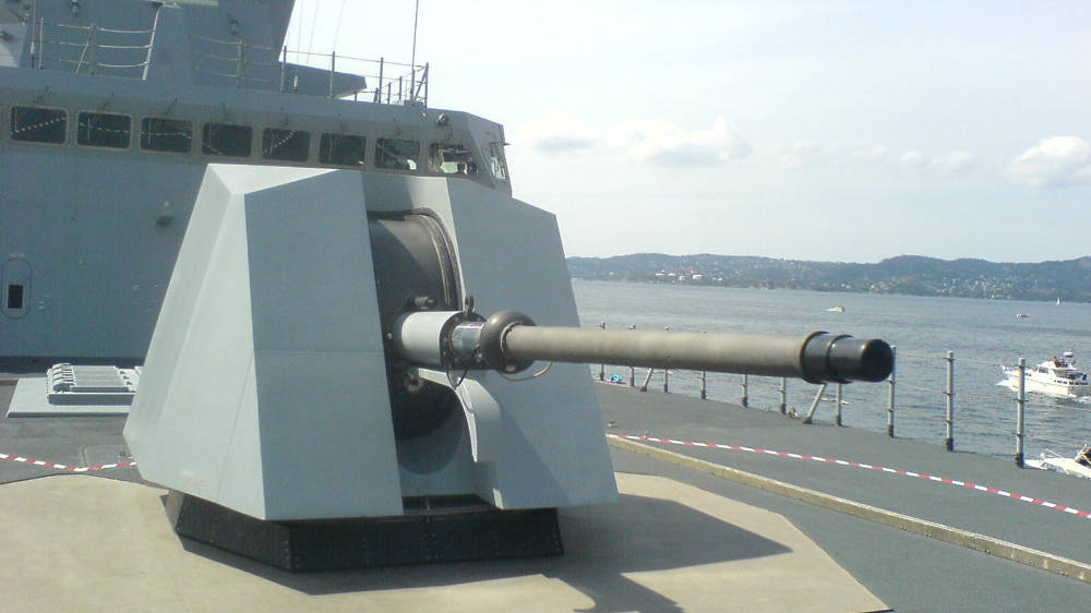127MM CANNON SHELL